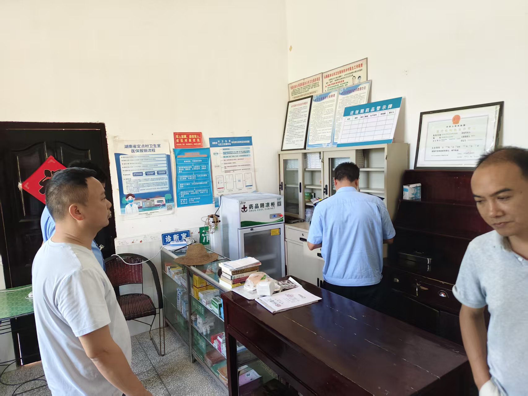 永兴县大布江乡:联合执法除隐患 规范医疗促安全