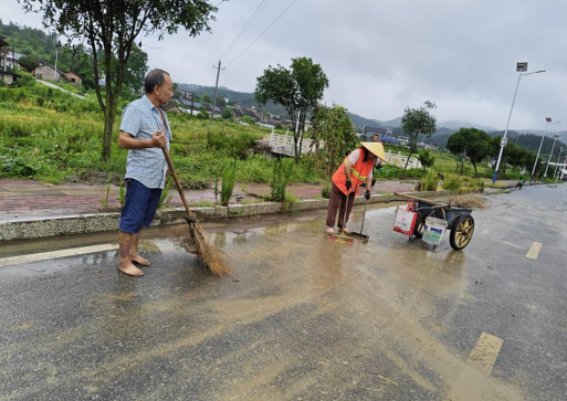 永兴县金龟镇：开展道路环境专项整治 守护群众安全畅通出行